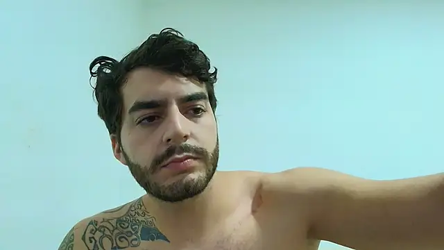 Chat XXX en directo de thomas_gun