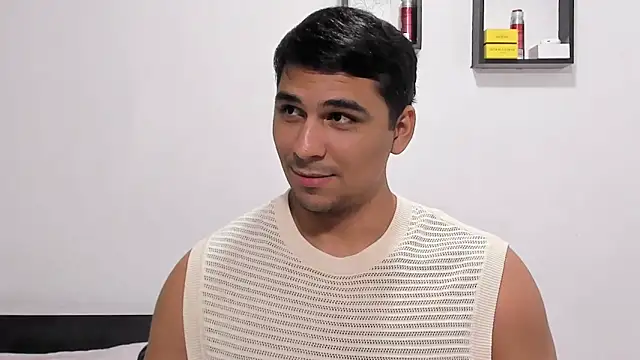 دردشة noah_belami الجنسية المباشرة