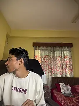 thecatfishh Adlı Modelin Canlı XXX Sohbeti