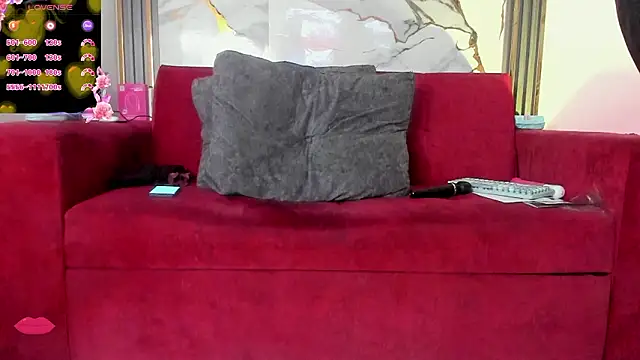 LoverLauren2 élő XXX-chatje