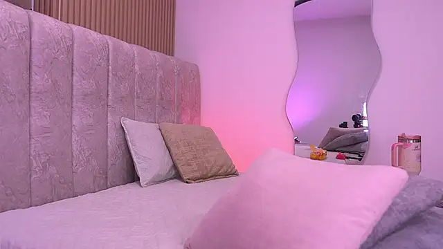 Chat +18 de violeta_aroca ao vivo