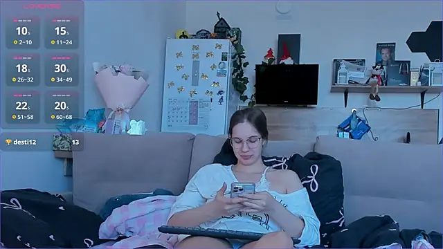 Hot__K Chat XXX live