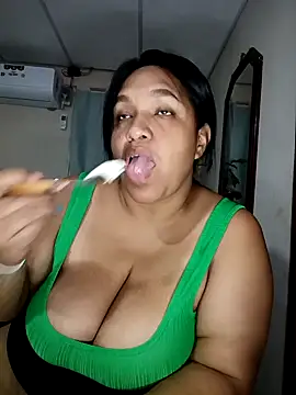 Mia_Adell_11's Live XXX Chat