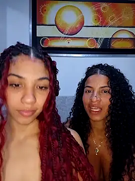 CurlyBitch's Webcam Show