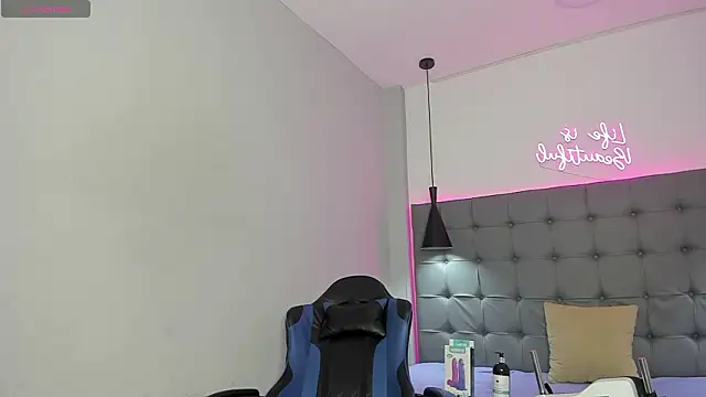 scarletcherry18: вебкам-шоу