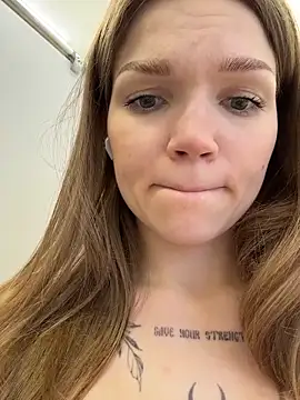 StreetSquirt – Live XXX-chat