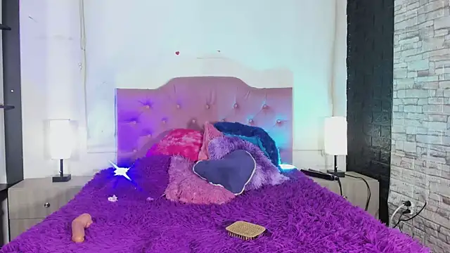 kitty_queen10 Webcamshow