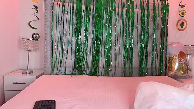 Lia_adamsss Adlı Modelin Web Kamerası Şovu