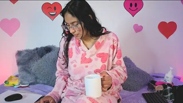 PaulaCutexs Live XXX Chat