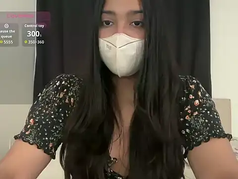 oviyakalra élő XXX-chatje