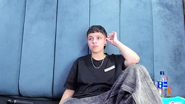 Czat XXX na żywo – Megan_Thompson_