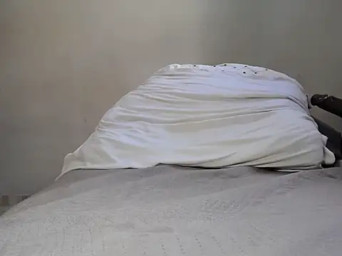 KinkyJXxX's Live XXX Chat