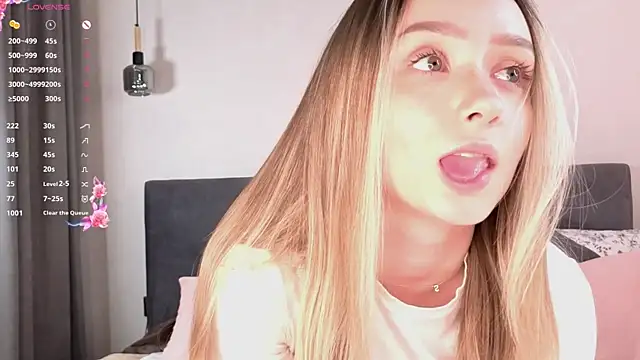 HollisBeckett live XXX chat