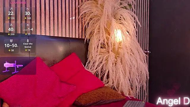 Angeldust19のライブXXXチャット