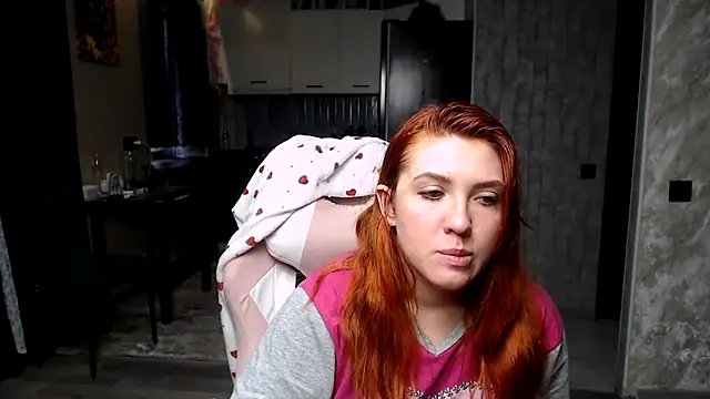 Reginasmilee's Live XXX Chat