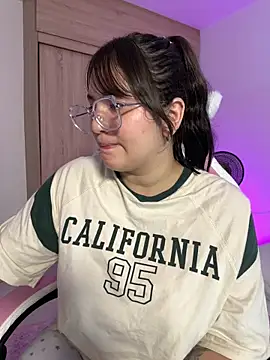 Angeldusttt's Live XXX Chat