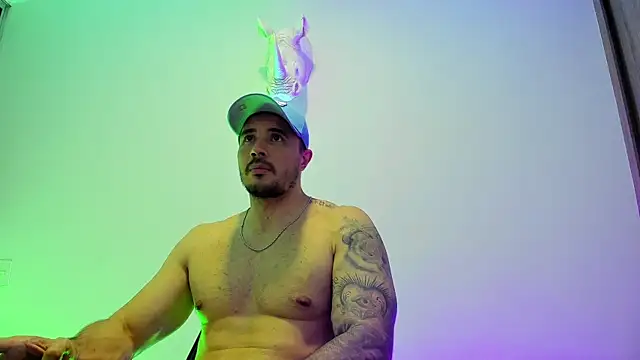 Dagoti Adlı Modelin Canlı XXX Sohbeti