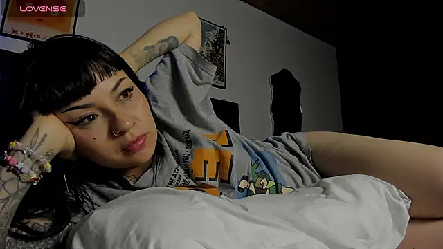 mango-shakeのライブXXXチャット