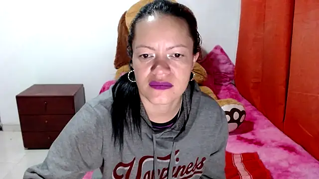 Cristal_w's Live XXX Chat