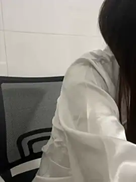 Cherry-Min's Live XXX Chat