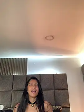 BrigitteVons' Live XXX Chat