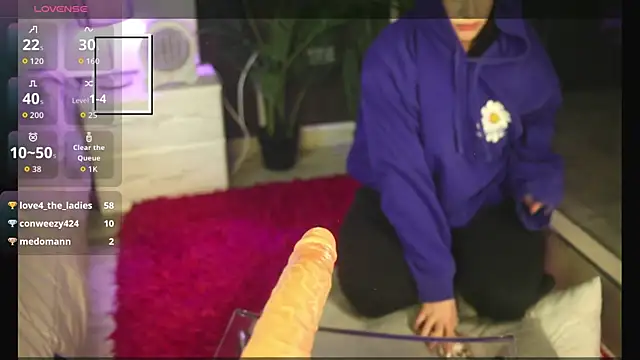 Mia_noiir Adlı Modelin Canlı XXX Sohbeti