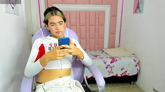 Samanthhaah's Live XXX Chat