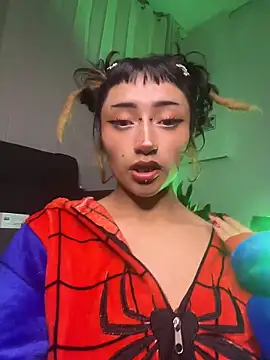 baby_akuma Adlı Modelin Canlı XXX Sohbeti