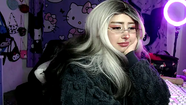 lussyevans24 即時 XXX 聊天