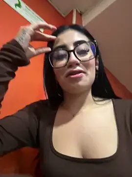 SCARLETT_INK_ লাইভ XXX চ্যাট