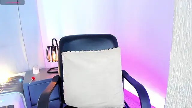 Tracy_lambo Adlı Modelin Canlı XXX Sohbeti