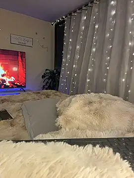 Chloe_Celeste élő XXX-chatje