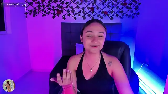 charlotte_keyss élő XXX-chatje