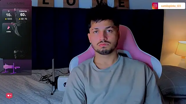 Issac_james_ 在線直播表演