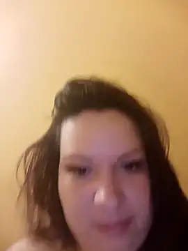 Szilvi93 网络视讯表演