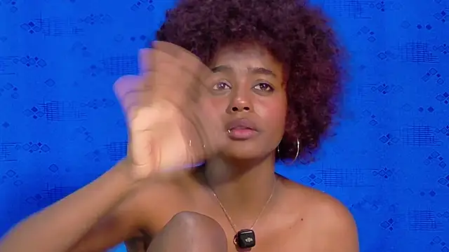 NymzieLoren's Live XXX Chat