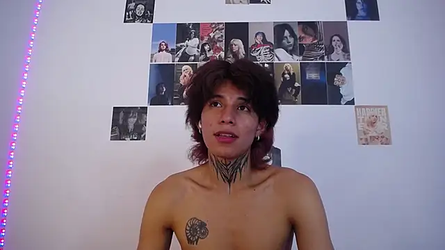 Chat +18 de bellamy_095 ao vivo