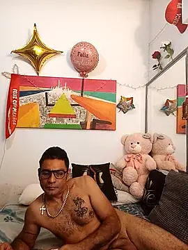 yoahotpetrafiery's Live XXX Chat