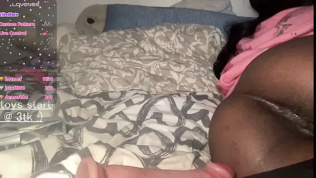 Онлайн чат XXX bloggirllaurel