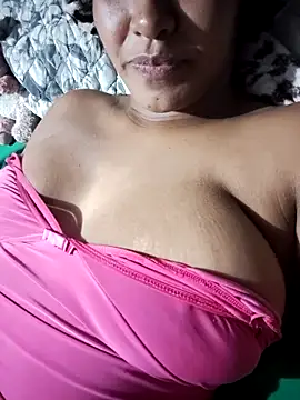 Larissa69f's Live XXX Chat