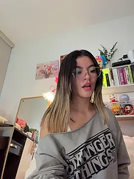 Your_Honeey's Webcam Show