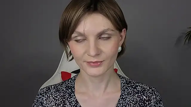 BjorkLightn Live XXX chat