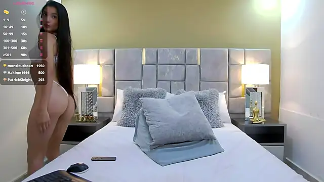 Little_Amarantha élő XXX-chatje