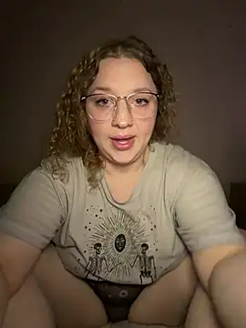 EmmieRae 现场XXX聊天