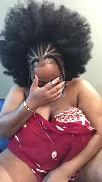 Pokazy przed kamerką – SultryBusty