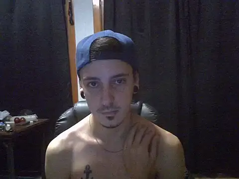 Show modela young-big-d na web-kameri