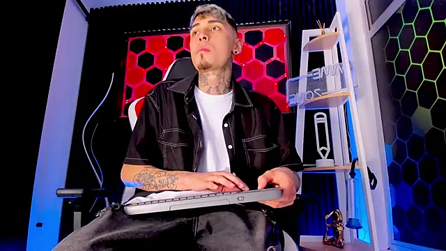 Max_Hader_ Show Webcam