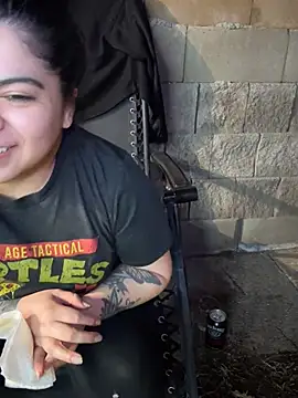 kimmiakiss22's Live XXX Chat