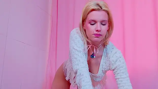 دردشة MeowthLilu الجنسية المباشرة