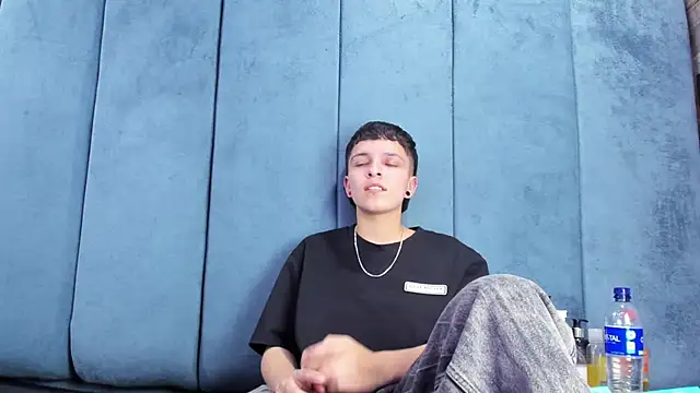 Chatroom XXX en direct de Megan_Thompson_